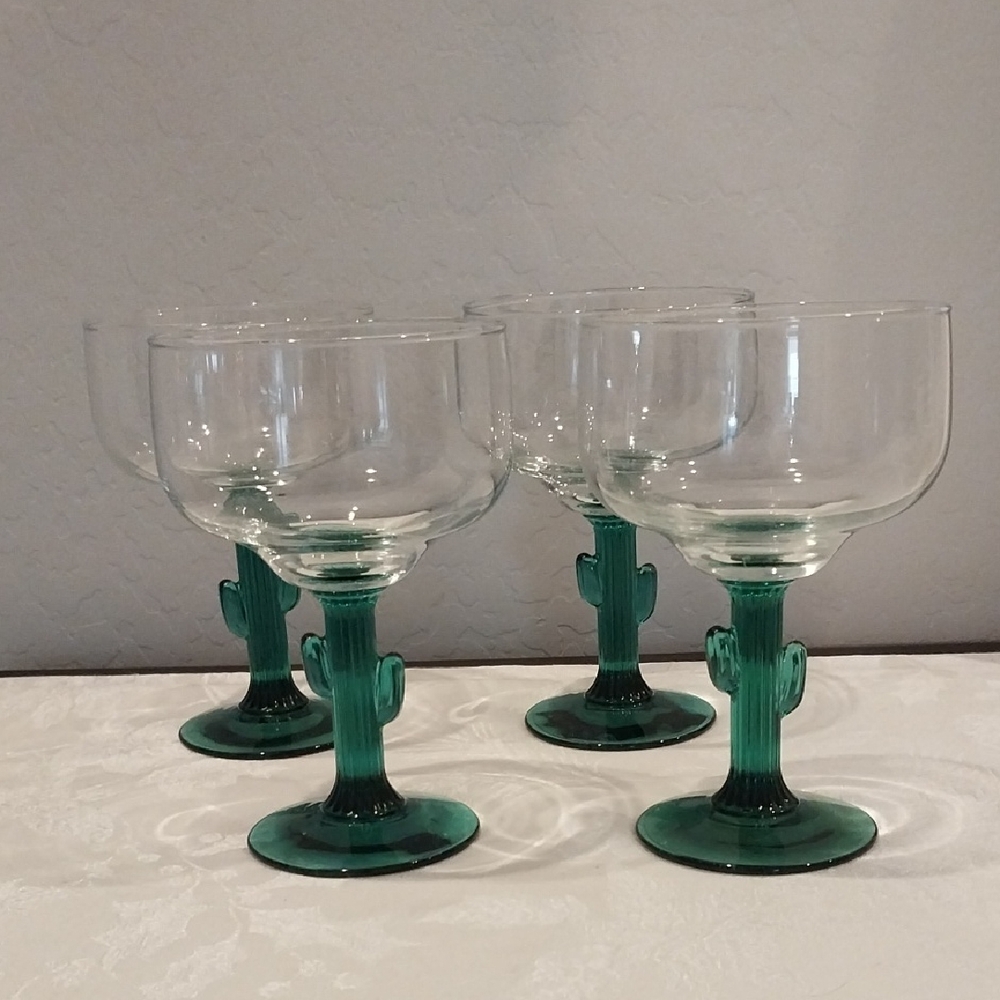 Cactus Stemmed Margarita Glasses Set Of 4 NEW